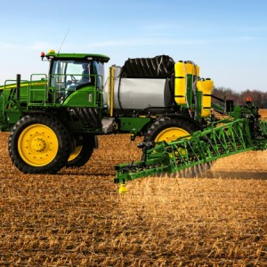 John Deere R4045