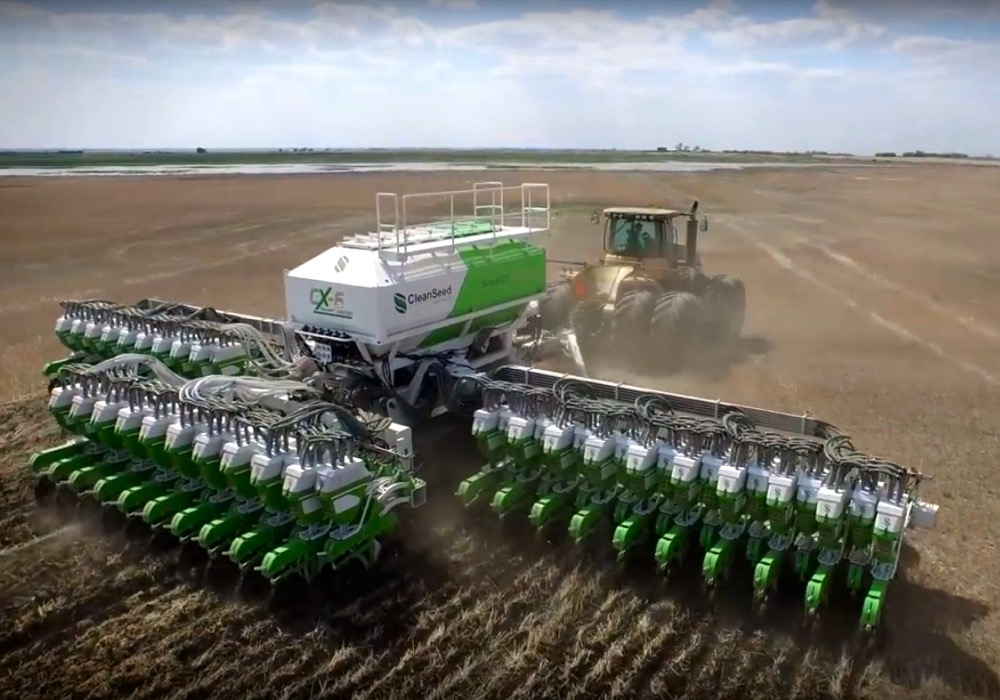 Each of CleanSeed’s SMART Seeder tanks can be individually adjusted on the fly to create tailored applications almost down to the individual plant level.