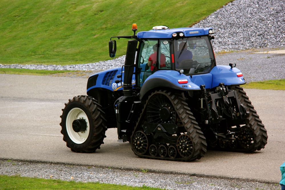 New Holland Genesis T8 SmartTrax