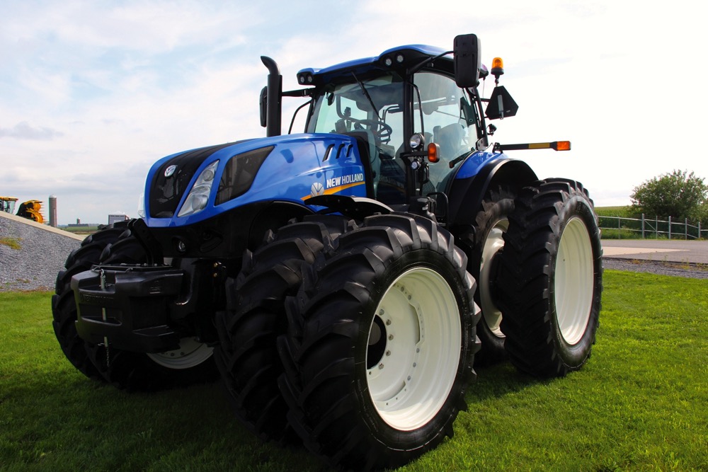 New Holland’s two new T7 Heavy Duty models are the brand’s offering in the compact, mid-range tractor segment. 