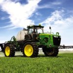 John Deere’s own line of sprayers will soon be enhanced with models from speciality sprayer manufacturer Hagie.
