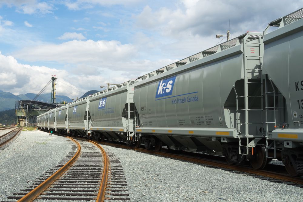 A unit of 122 cars from the K+S potash mine at Bethune, Sask. arrived Sept. 27 at the company’s potash handling and storage facility at Port Moody, B.C. (KS-Potashcanada.com)
