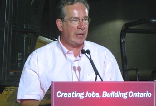 Jeff Leal, shown here in 2009, is Ontario’s new minister of agriculture and food and returning minister of rural affairs. (JeffLeal.OnMPP.ca)
