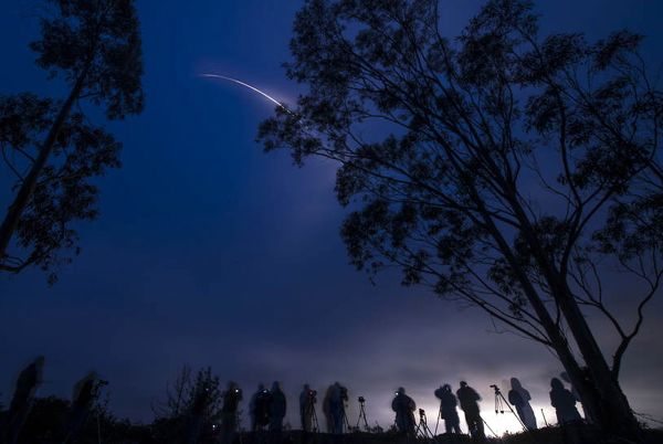 The rocket carrying the SMAP soil moisture observatory lifts off Jan. 31 at California’s Vandenberg AFB. (Bill Ingalls photo courtesy NASA)
