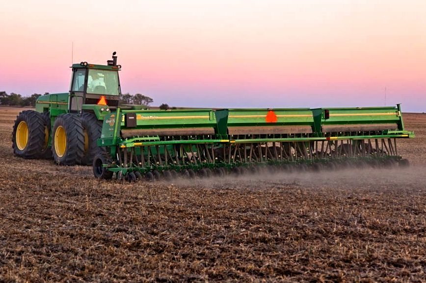 Kansas-based Great Plains Manufacturing, whose 3S-3000HD drill is shown here, is set to become an arm of Japanese manufacturer Kubota. (GreatPlainsAg.com)
