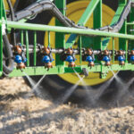 It’s recommended that the Hypro 3D nozzle is in a forward-backward configuration to ensure better coverage.