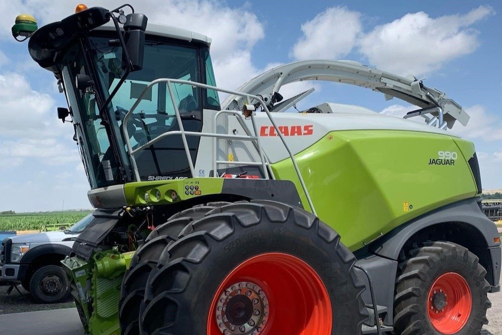 Claas’ current certified pre-owned inventory includes this 2020 Jaguar 990 self-propelled forage harvester, on offer in Nebraska for US$435,000 (about C$559,500). (ClaasUsedEquipment.com)

