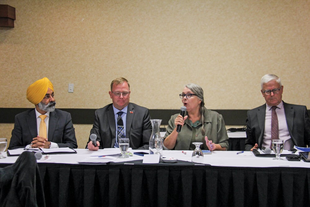 Manitoba’s incumbent NDP ag critic Diljeet Brar and Tory ag minister Derek Johnson appeared with Green Party leader Janine Gibson and Liberal candidate Neil Stewart (l-r) on Sept. 12, 2023 at a forum hosted by the Manitoba Farm Writers and Broadcasters Association. (Manitoba Co-operator photo by Geralyn Wichers)
