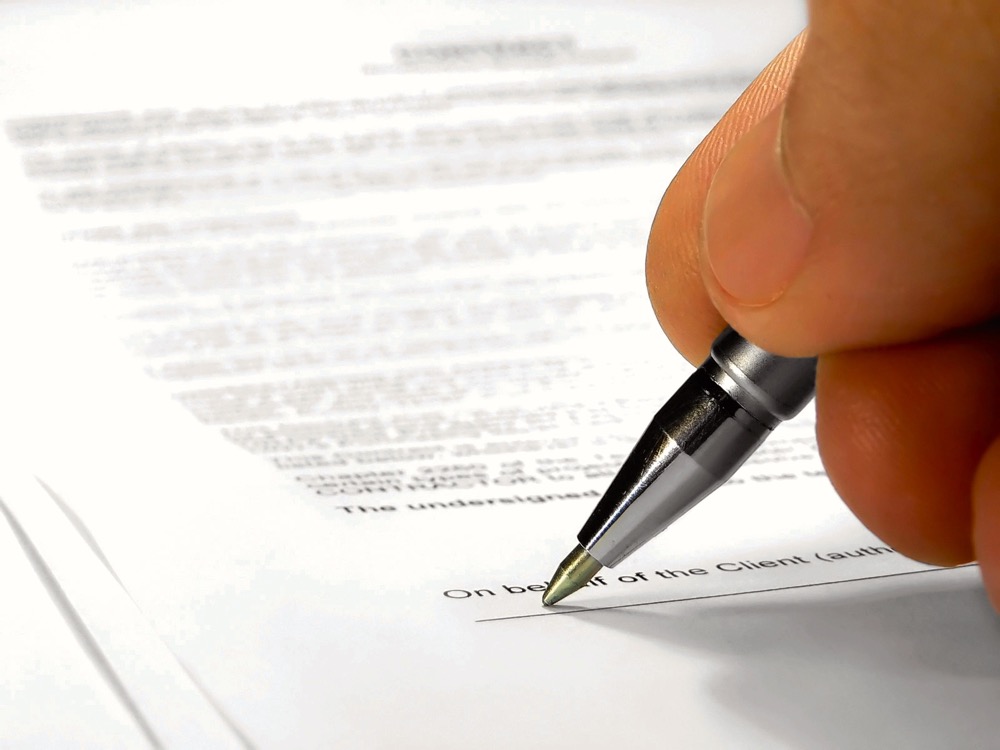 A legal trust is not a one-size-fits-all solution. Learn about the pros and cons and how to know if a trust is the right solution for you.
