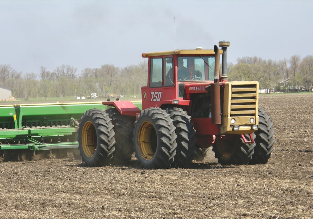 Deere Shares Tumble After the Farm Equipment Maker's 2024 Guidance Misses  Estimates